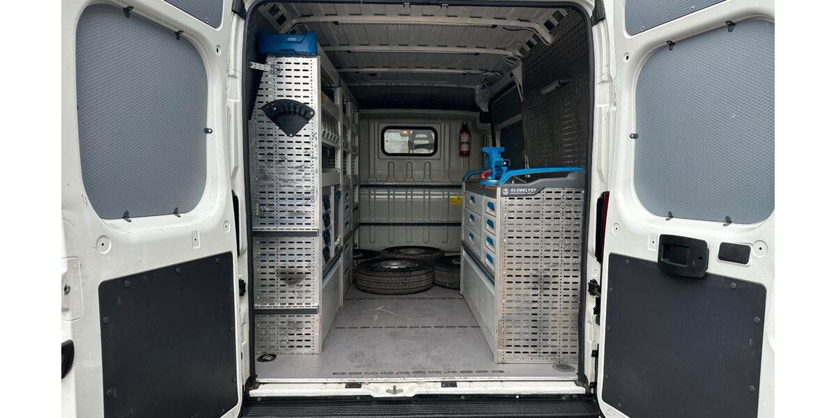 Peugeot Boxer 45.054 km 21.300 &euro; Sindelfingen 71065