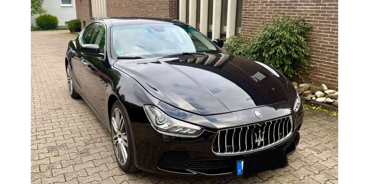 Maserati Ghibli 76.500 km 24.999 &euro; Albstadt 72458