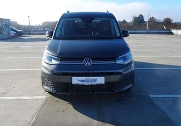 VW Caddy Maxi 2.500 km 51.900 &euro; München 80686