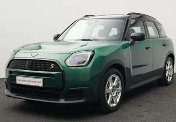 Mini Countryman SE All4 10.961 km 39.395 &euro; München 80788