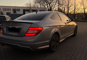 Mercedes-Benz C 250 215.800 km 12.000 &euro; Niederkassel 53859