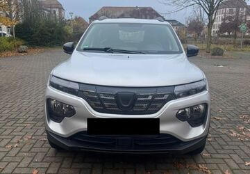 Dacia Spring 25.000 km 8.900 &euro; Hanau 63450