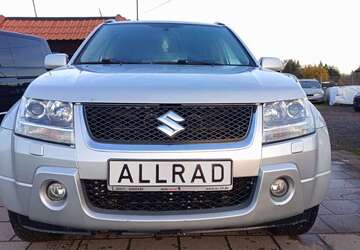 Suzuki Grand Vitara 226.000 km 4.899 &euro; Emleben 99869