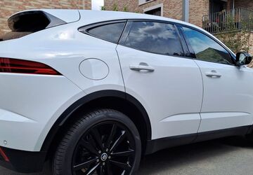 Jaguar E-Pace 99.950 km 17.895 &euro; Frankfurt am Main 60438