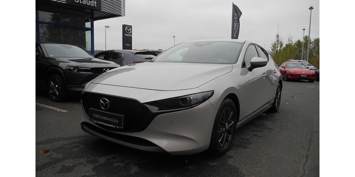 Mazda 3 10.327 km 28.990 &euro; Zirndorf 90513