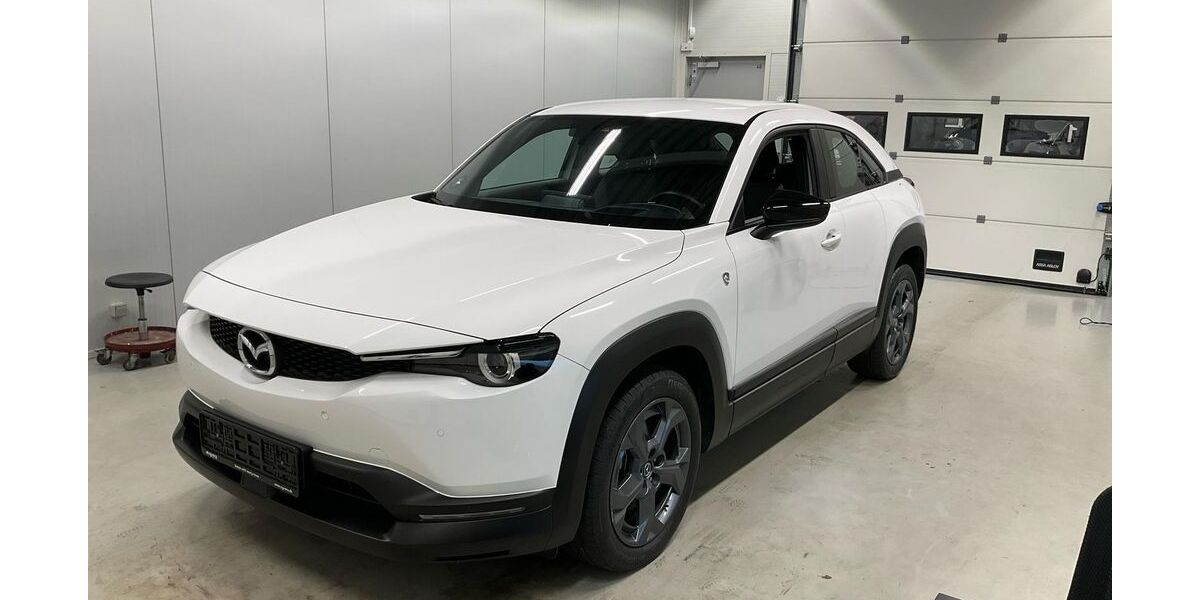 Mazda MX-30 23.475 km 20.585 &euro; Uetersen bei Hamburg 25436