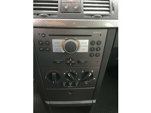 Opel Meriva Sitzheiz.,Klima,usw.,Tüv 06/28! 163.000 km 1.850 &euro; Himmelkron 95502