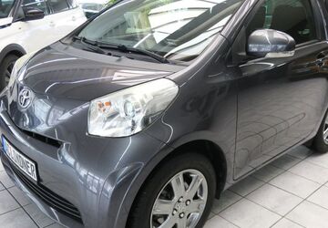 Toyota IQ 86.619 km 7.990 &euro; Dessau-Roßlau 06847