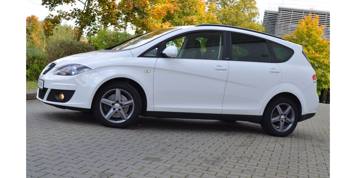 Seat Altea 207.900 km 8.380 &euro; München 81243
