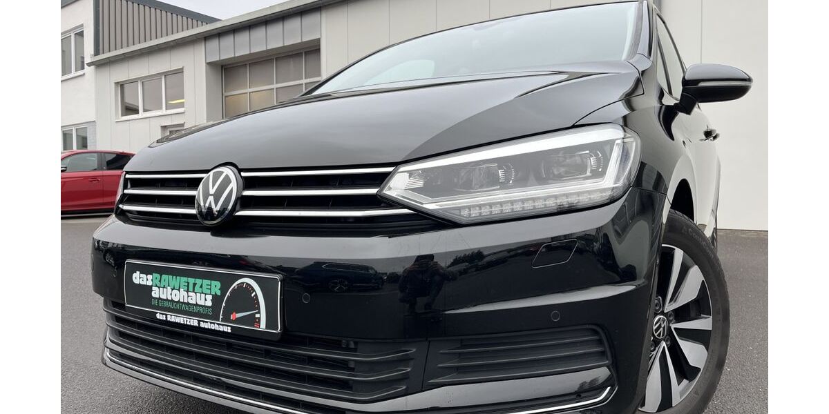 VW Touran 28.015 km 33.860 &euro; Marktredwitz 95615