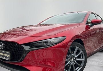 Mazda 3 20.323 km 27.990 &euro; Berlin 12247
