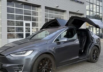 Tesla Model X 61.000 km 49.980 &euro; Berlin-Lichtenberg 10365