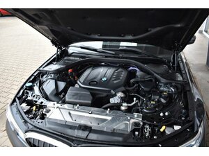 BMW 320d Touring Aut. Advantage Keyless PanoDach 29.807 km 32.995 &euro; Donauwörth 86609