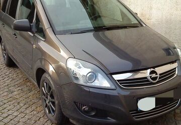 Opel Zafira 110.000 km 7.500 &euro; Kamenz / OT Hausdorf 01917