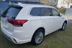 Mitsubishi Outlander 186.000 km 16.900 &euro; Stahnsdorf 14532