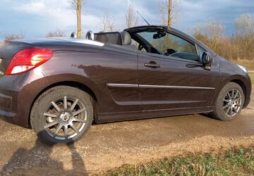 Peugeot 207 160.000 km 4.900 &euro; Marsberg 34431