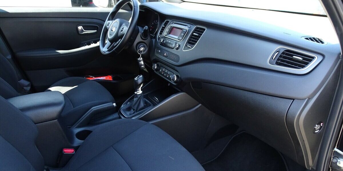 Kia Carens 1,6l Edition 7, Klima, 7-Sitzer, Sitzheizun 46.244 km 13.990 &euro; Rodgau 63110