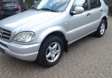 Mercedes-Benz ML 320 336.723 km 2.950 &euro; Hamburg 22761