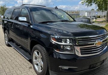 Chevrolet Suburban 408.000 km 18.790 &euro; Stade 21682