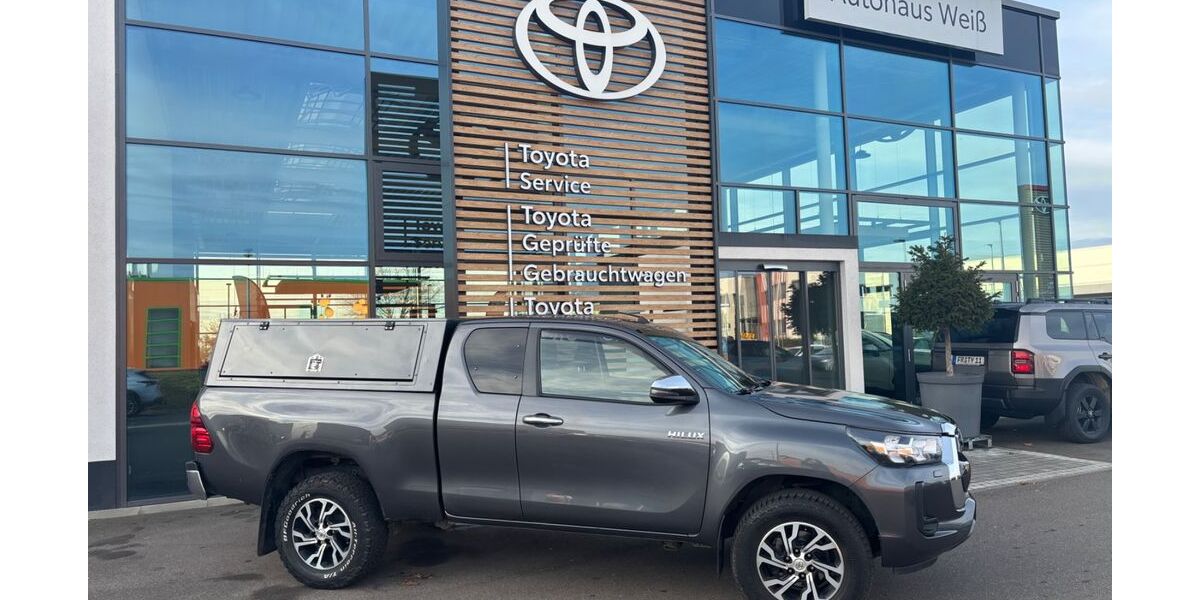 Toyota Hilux 140.400 km 35.500 &euro; Müllheim 79379