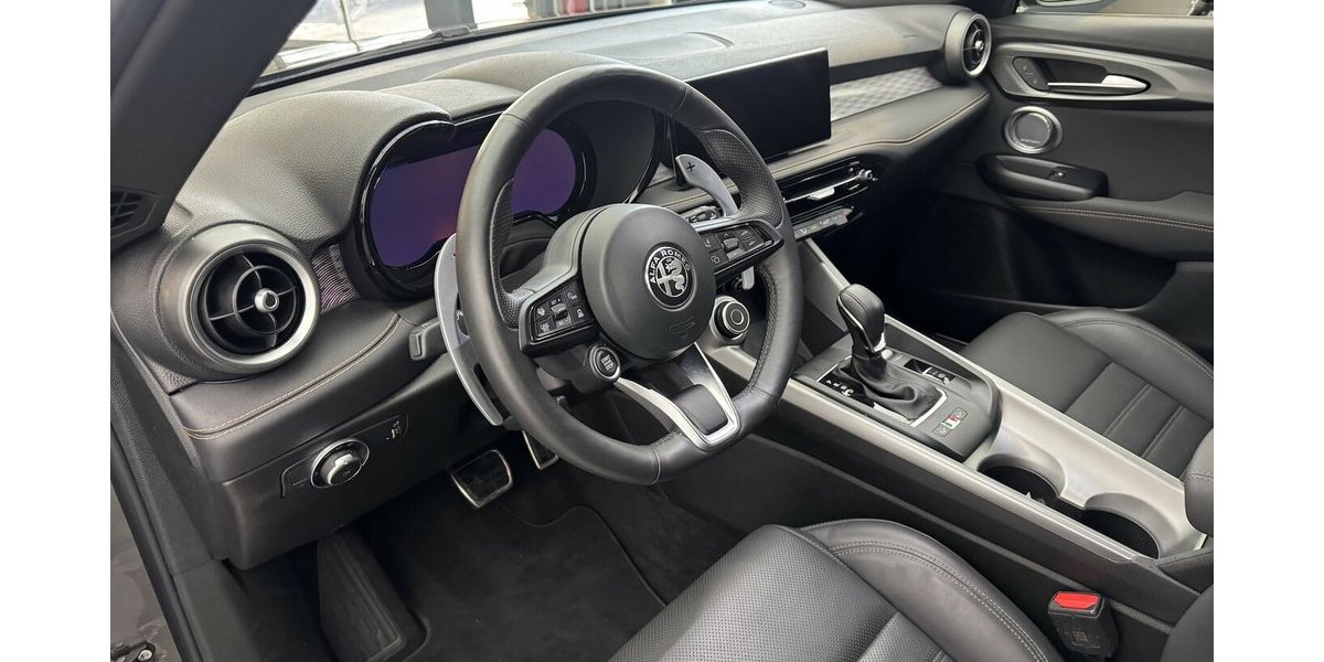 Alfa Romeo Tonale 1.5 VGT Veloce 48 V Hybrid LED 360° CAM 25.600 km 26.999 &euro; Lich 35423