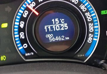 Toyota Auris 57.850 km 12.999 &euro; Paderborn 33104