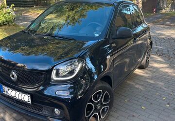 Smart ForFour 41.201 km 8.499 &euro; Berlin 13125