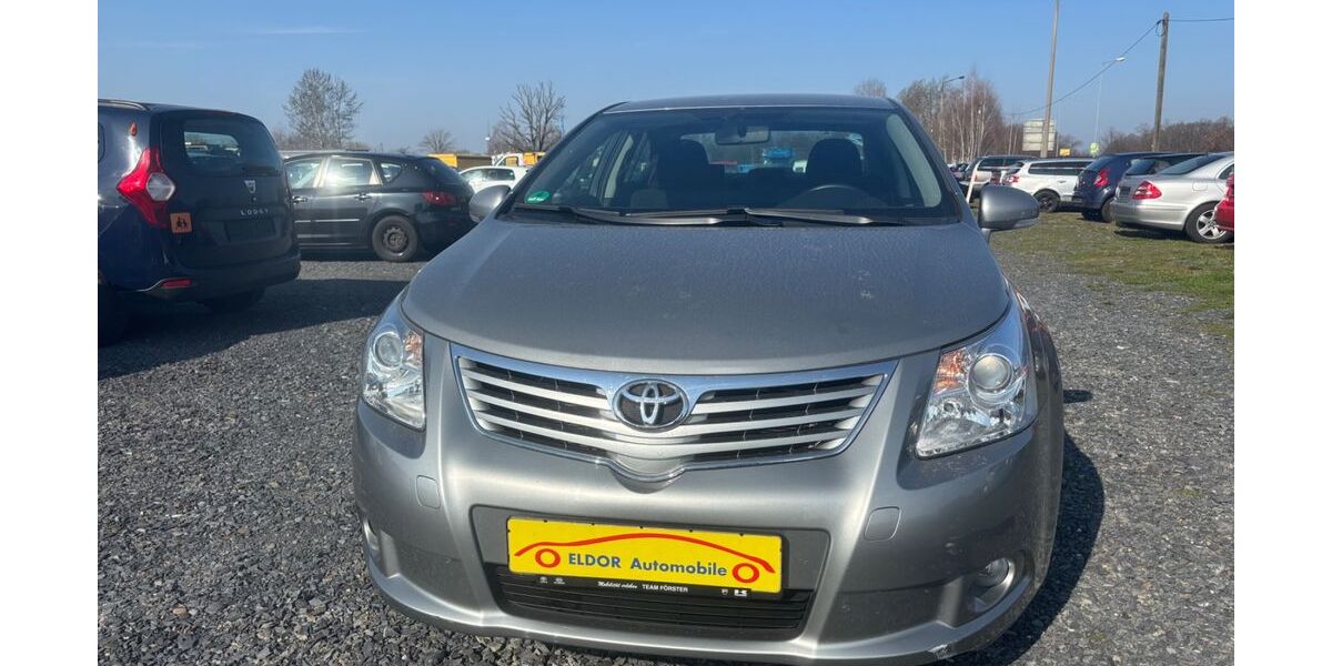 Toyota Avensis 123.330 km 8.900 &euro; Kamenz 01917