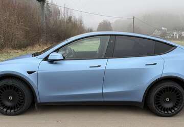 Tesla Model Y 20.900 km 49.800 &euro; Freiburg 79098