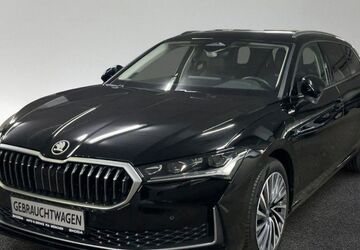 Skoda Superb 6.700 km 43.760 &euro; München 80687