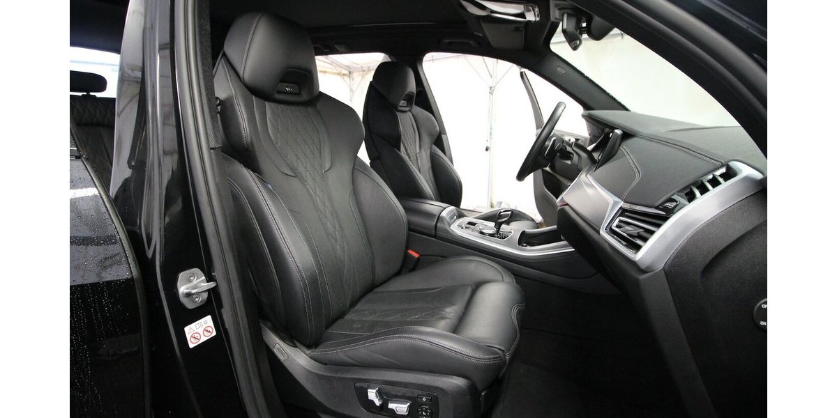 BMW X5 xDrive 40d M Sport LUFT+AHK+PANO-DACH+HEAD-UP 151.379 km 51.500 &euro; Hagenow 19230