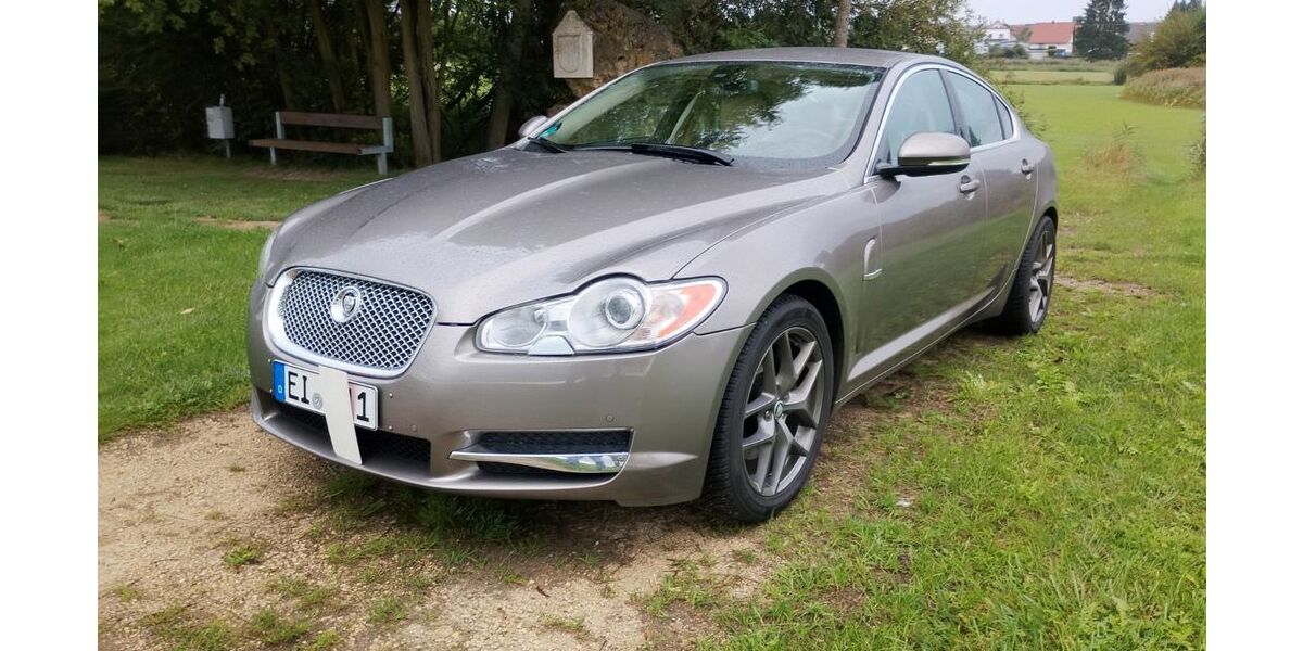 Jaguar XF 123.021 km 9.490 &euro; Stammham 85134