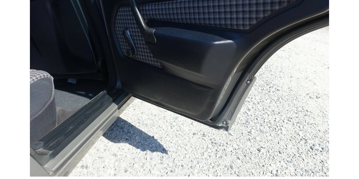 Mercedes-Benz 190 E 2.3 H-Kennz. Oldtimer eSHSD Verschl-t. neu g 212.900 km 7.950 &euro; Neumarkt/OPf 92318