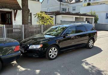 Volvo V70 235.000 km 5.000 &euro; München, Landeshauptstadt 81825