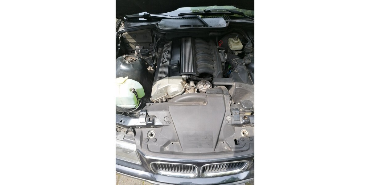 BMW E36 174.800 km 5.950 &euro; Bremen 28195