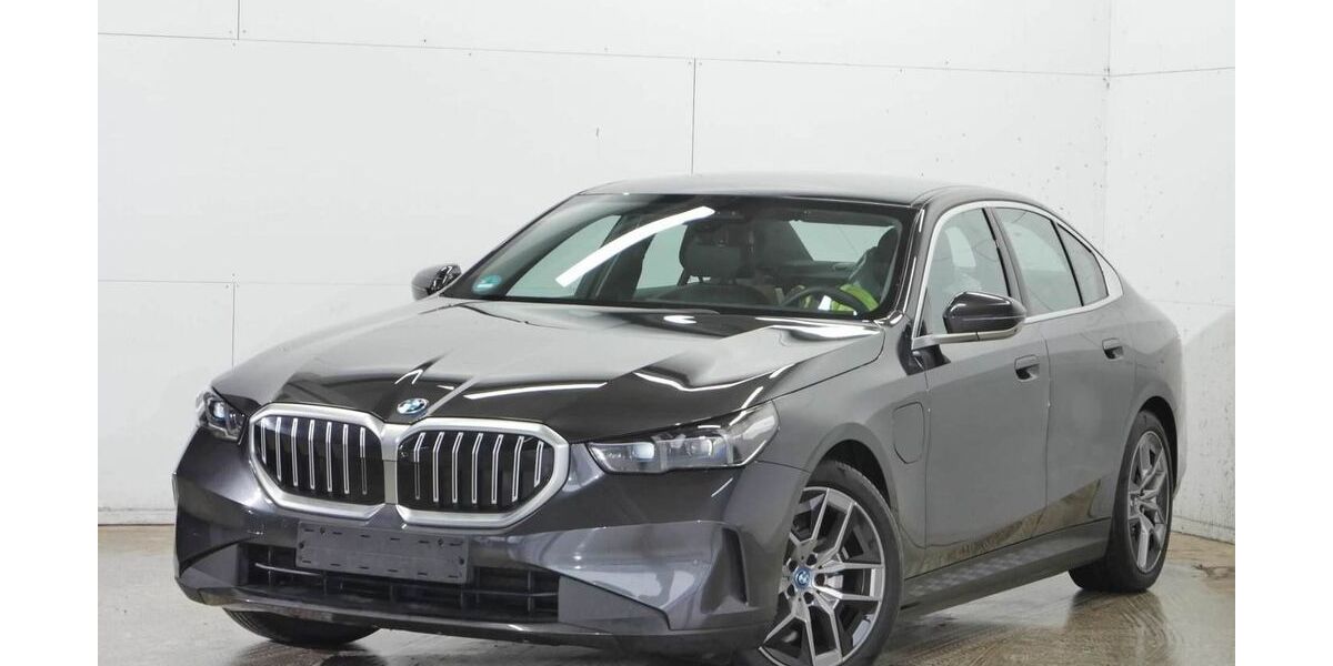 BMW 530 23.415 km 51.740 &euro; Bochum 44809