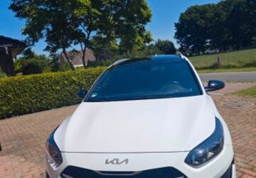 Kia ceed Sportswagon 32.000 km 24.000 &euro; Schiffdorf 27619