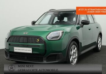 Mini Countryman SE (Cooper) 8.005 km 38.919 &euro; München 80939