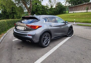 INFINITI Q30 145.100 km 10.990 &euro; Steckborn 
