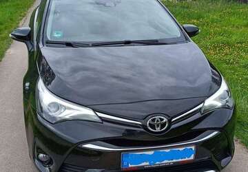 Toyota Avensis 105.000 km 15.500 &euro; Reutlingen, Stadt 72760