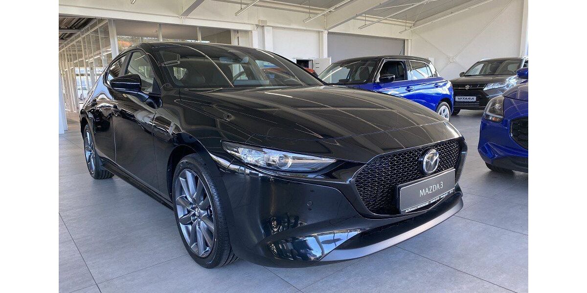 Mazda 3 3.000 km 28.990 &euro; Rinteln 31737