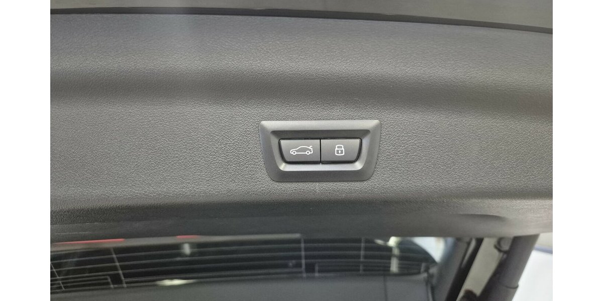 BMW X1 23 d xDrive M Sport 4,99% eff. Jahreszins 17.900 km 44.440 &euro; Eislingen 73054