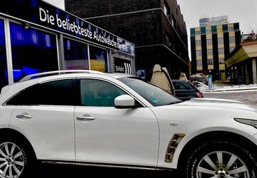 INFINITI FX 170.000 km 12.999 &euro; Hamburg 20535