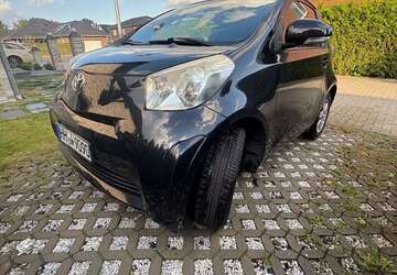 Toyota iQ 138.800 km 3.500 &euro; Oststeinbek 22113