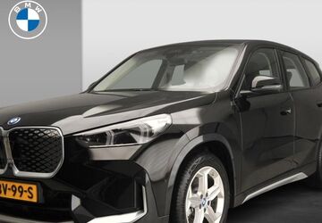 BMW iX1 11.000 km 45.900 &euro; Heerenveen 