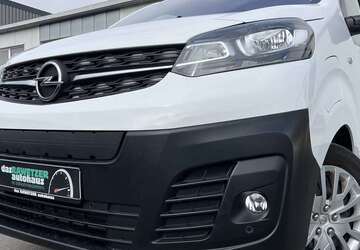 Opel Vivaro 29.987 km 18.860 &euro; Marktredwitz 95615