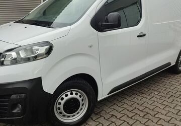 Opel Vivaro 14.978 km 24.440 &euro; Brandenburg an der Havel 14772