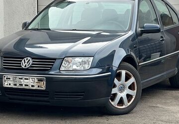 VW Bora 215.000 km 1.290 &euro; Leinefelde 37327