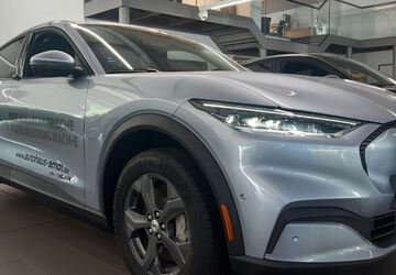 Ford Mustang Mach-E 1.100 km 44.900 &euro; Görlitz 02827