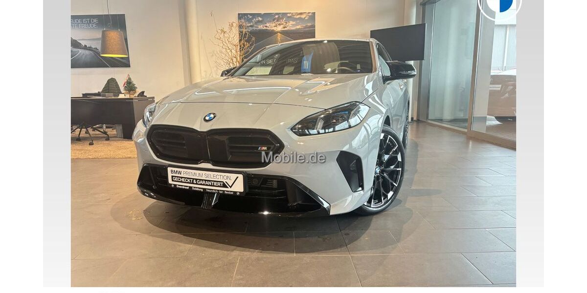 BMW M135 12.842 km 45.890 &euro; Duisburg 47119